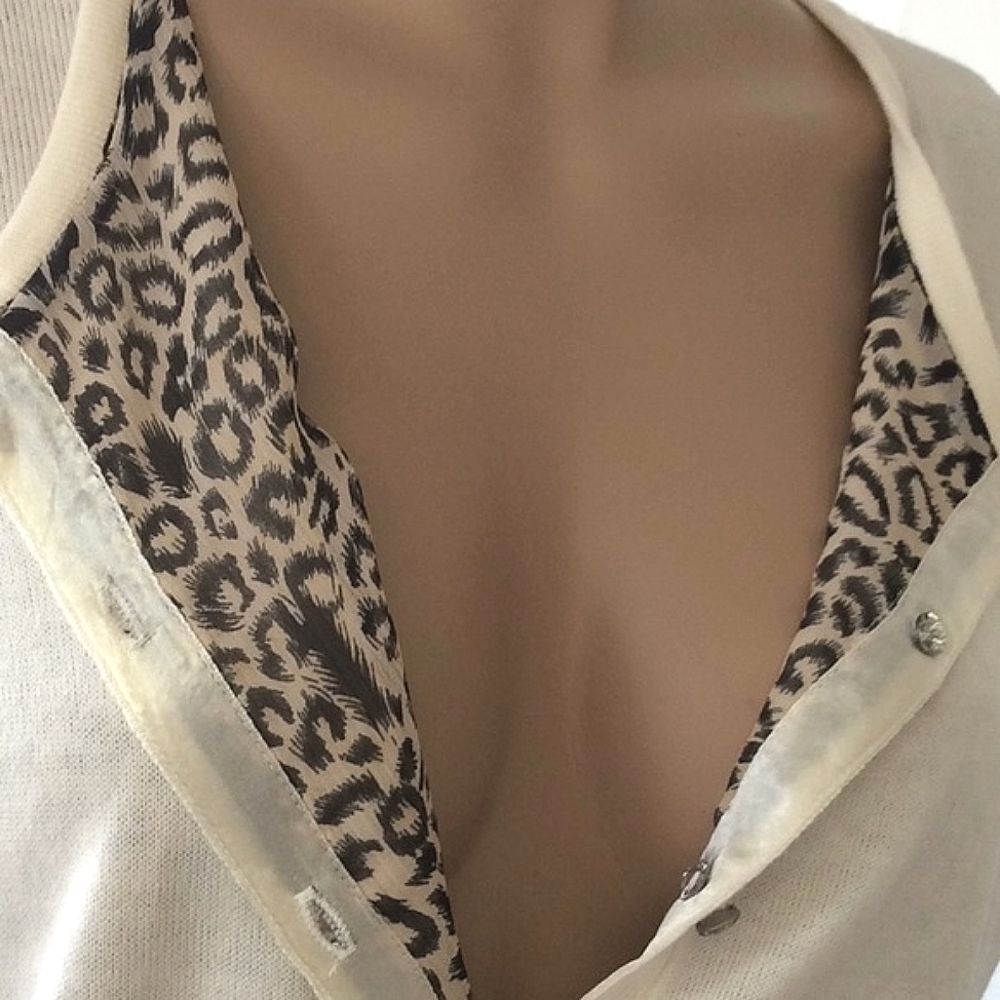 Susan Graver button down long sleeve top